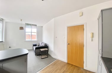 Broad Street, Hockley, Nottingham - Image 3